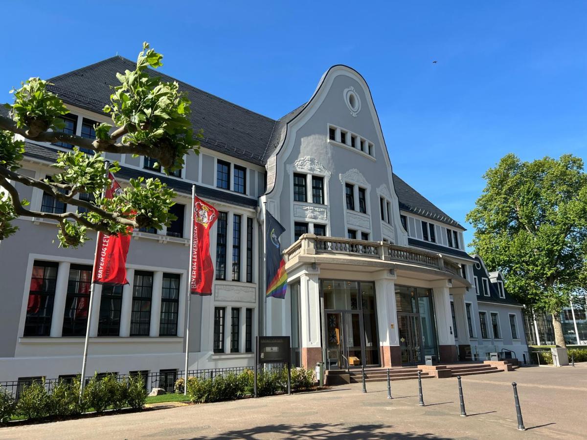 Kasino Hotel Leverkusen Exterior photo